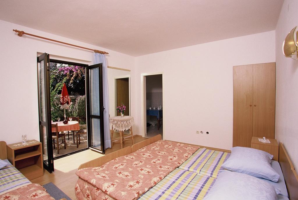 Apartments Boljat Supetar Room photo